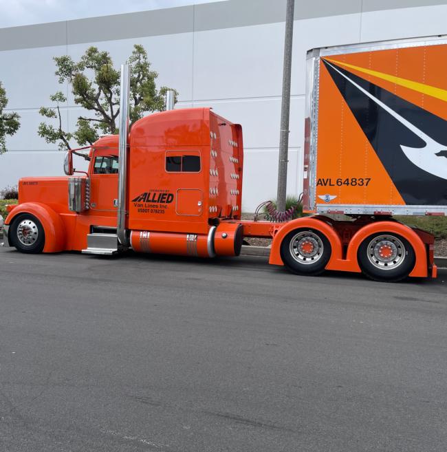 Custom-2019-Peterbilt-389-