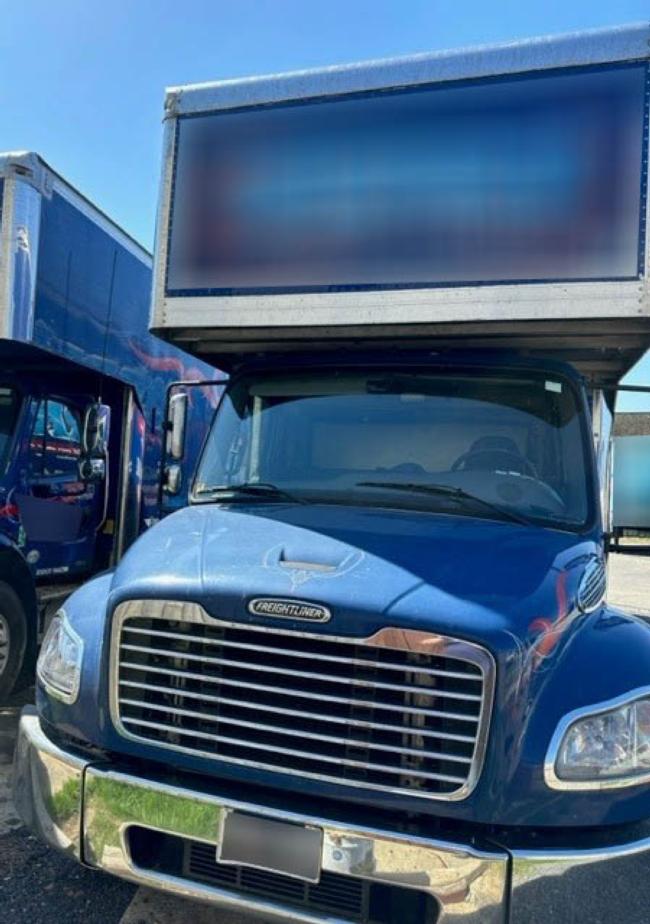 2014-Freightliner-M2-Cummins-ISB