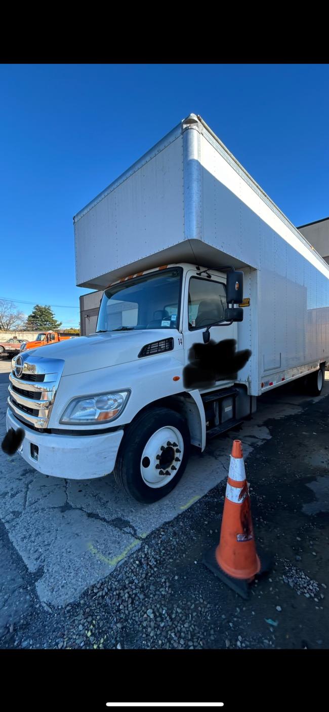 2014-Hino-268,-
Non-CDL-Auto,-
