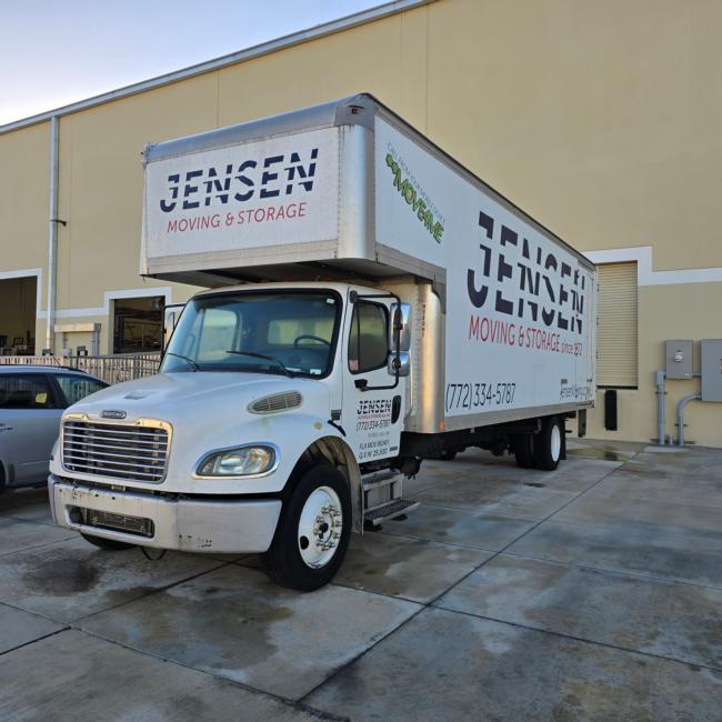 2006-Freightliner-m2-106-medium-duty